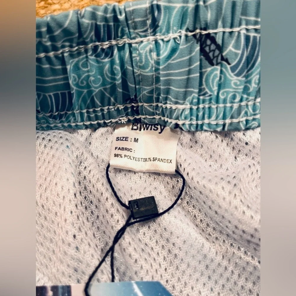 NWT Biwisy Men’s Printed Swim Trunk